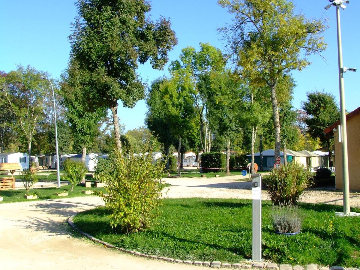 Les Voiles De Laives Hotel Екстериор снимка